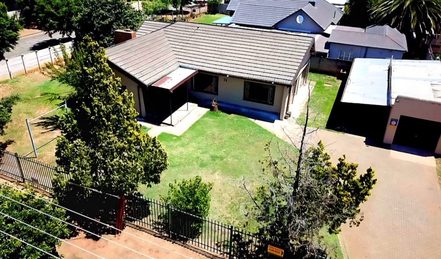 3 Bedroom Property for Sale in Hospitaalpark Free State